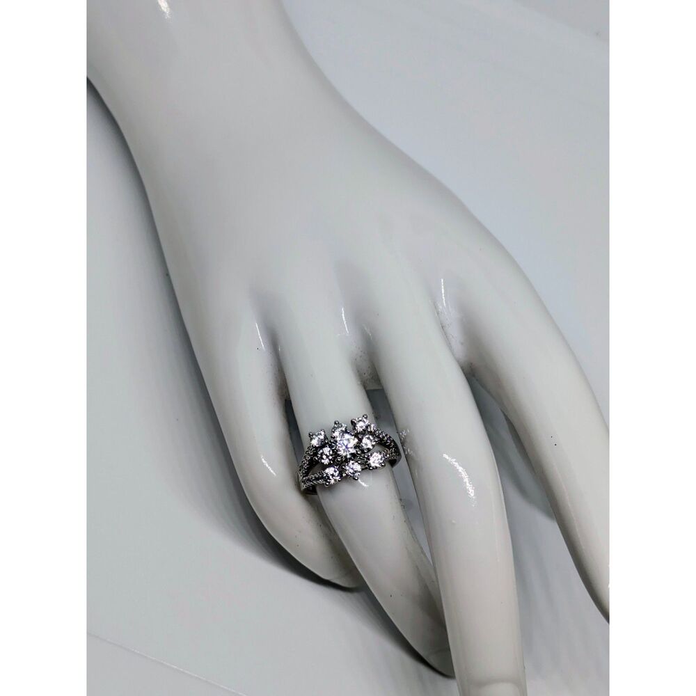 CZ Cluster Ring Size 7 White Gold Plated Split Shank Statement Cocktail Ring - Picture 4 of 6